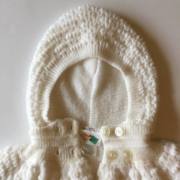 VTG Kids & More Knit Cape Baby Girl 12 Mos Hooded - Picture 2 of 7